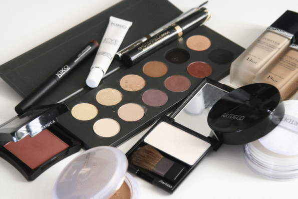 Daftar Produk yang Wajib Mengurus Izin BPOM: Panduan Terbaru