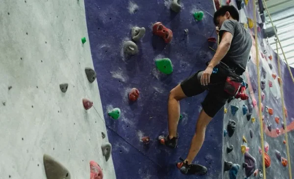 Panduan Izin Usaha Indoor Climbing dan Bouldering Gym sebelum Membuka Arena