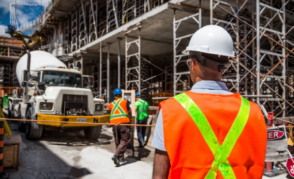 Kontrak Kerja Konstruksi Paling Sedikit Harus Mencakup Apa Saja?