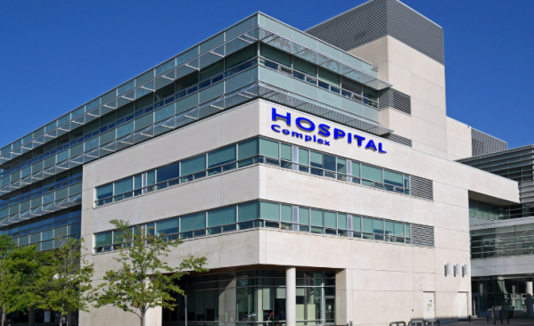 Perbedaan Klinik dan Rumah Sakit: Mana yang Harus Dipilih?